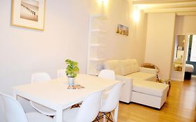 Barcelona Mercaders Apartments